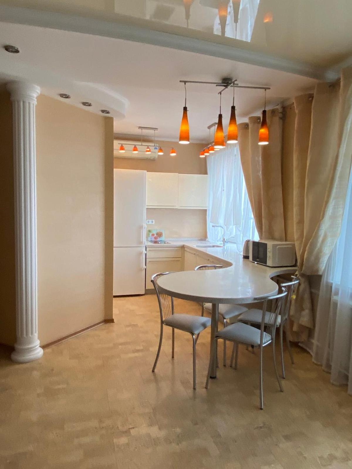 Ferienwohnung Центр Яворницького 55 Пассаж Dnipro Exterior foto